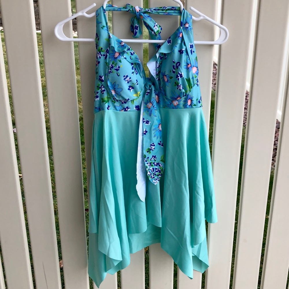 NWOT | 2 Piece Swimsuit | Halter Top
